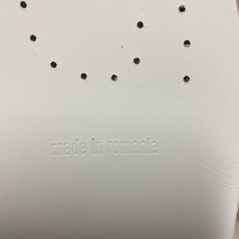 Moncler - Picture 11 of 14